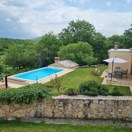 Holiday House Green Dream Оброваць Екстер'єр фото