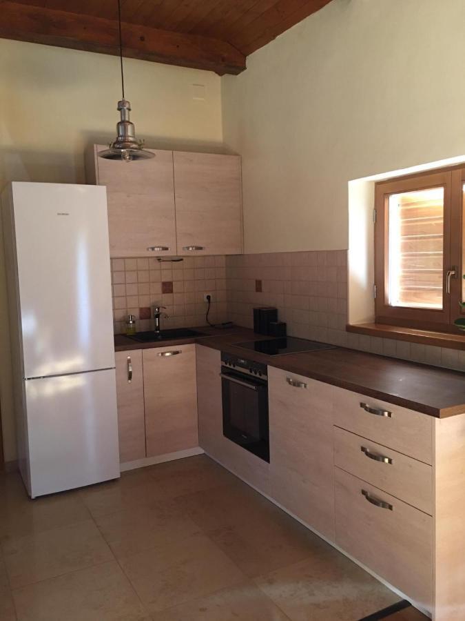 Holiday House Green Dream Оброваць Екстер'єр фото